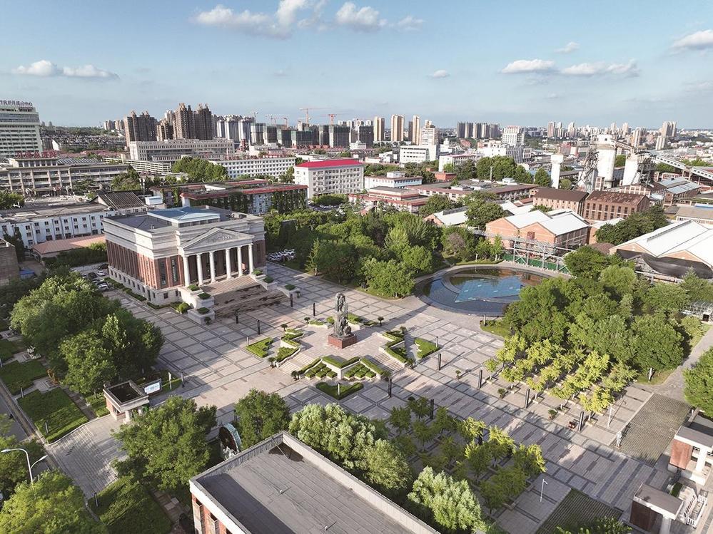 图为开滦国家矿山公园。 杜雯拓 摄